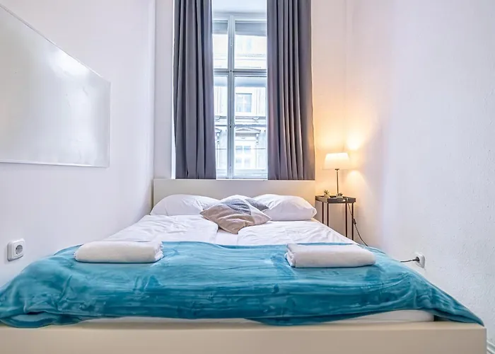 Daire Trendy 1br & 1lr Near Rennweg, Great Links Viyana